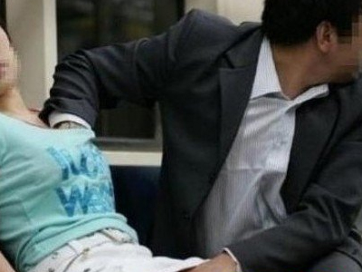 地铁超级揩油男大尺度犯事儿被拘