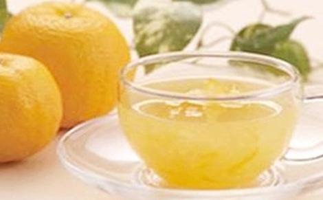 柚子皮怎么做柚子茶