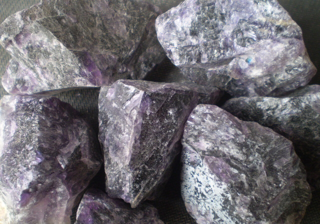 紫石英图片
