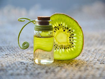 essential-oil-3073901__340_副本.jpg