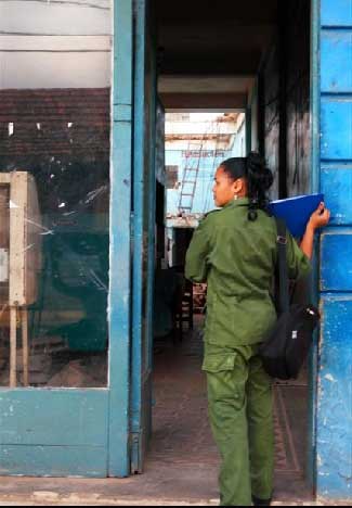 实拍神秘的古巴军队