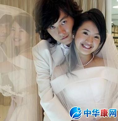 江直树(郑元畅 饰), 袁湘琴(林依晨 饰)  金元丰(阿金)(汪东城 饰),裴