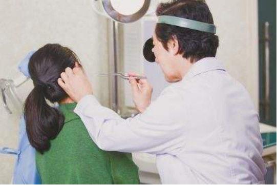 眩晕病探讨!贵州省二医“眩晕门诊”参加眩晕病例分享讨论会2.png