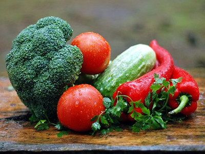 深色蔬菜更具有营养优势